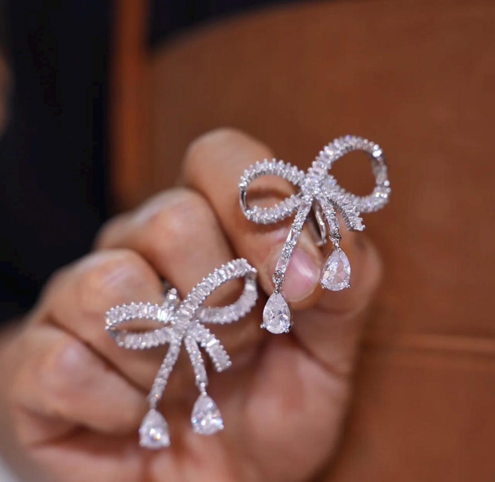 Rhinestone Bow Drop Earrings, Teardrop Crystal Dangle Earrings, Bridal Wedding Earrings for Cheongsam
