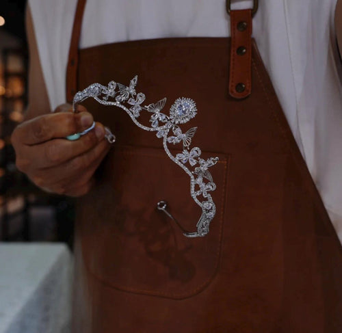 Butterfly Crystal Bridal Tiara, Silver Rhinestone Wedding Crown, Floral Vine Bride Headpiece for Wedding Gown & Cheongsam
