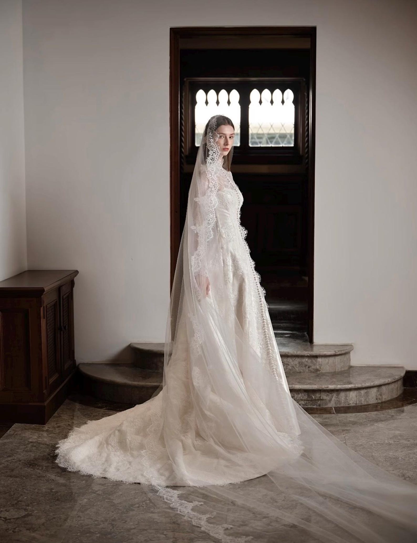 3 Ways Wear Snow Mountain Nuo Satin Bridal Gown, Removable Lace Sleeves, Off Shoulder / High Neck Convertible Vintage Wedding Dress