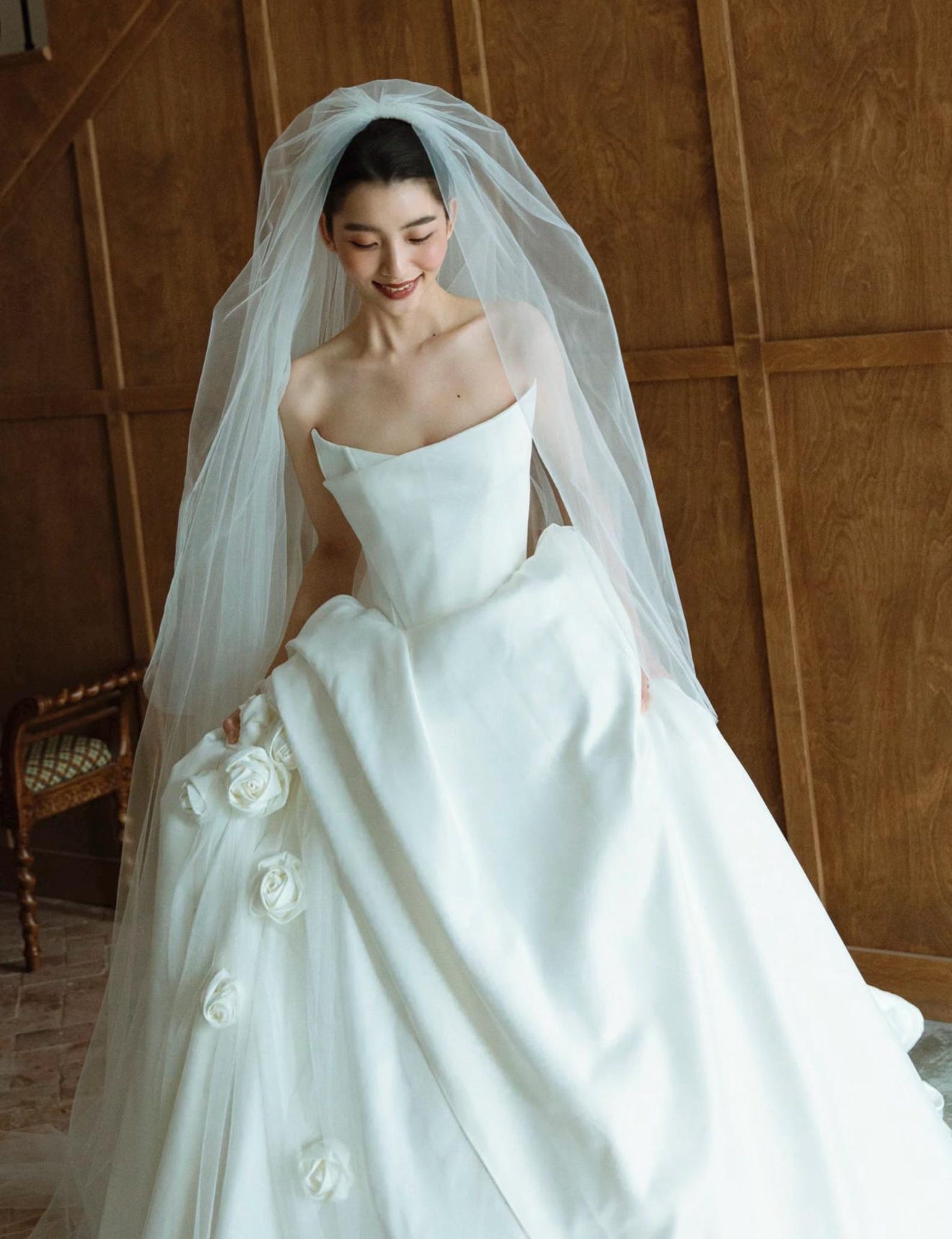 Strapless Matte Satin Ball Gown Wedding Dress,Hand‑crafted 3D Fabric Rose Bridal Gown,Ivory Chapel Train Couture Bridal Dress