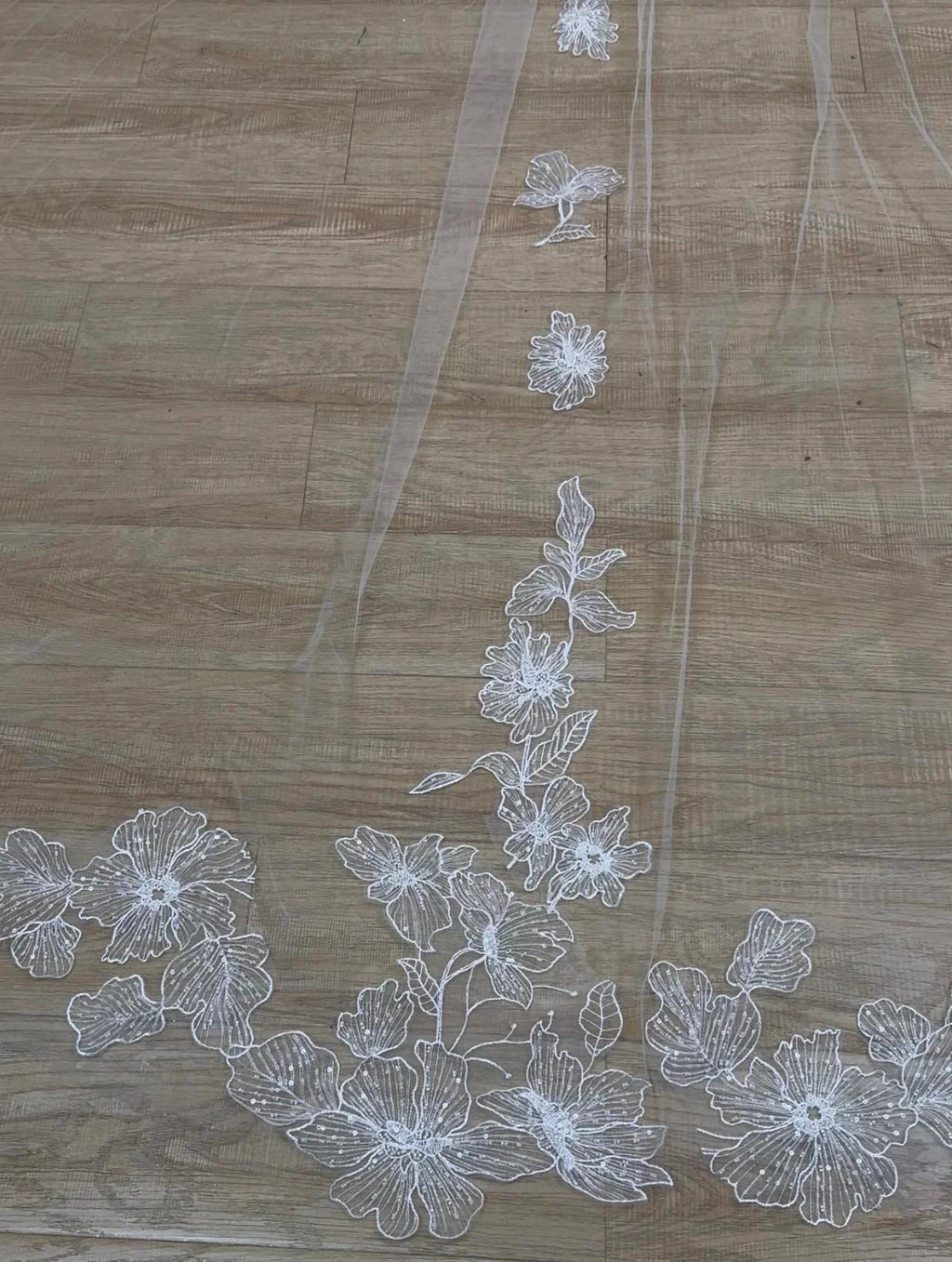 Floral Lace Cathedral Wedding Veil, 3D Flower Appliqué Long Bridal Veil