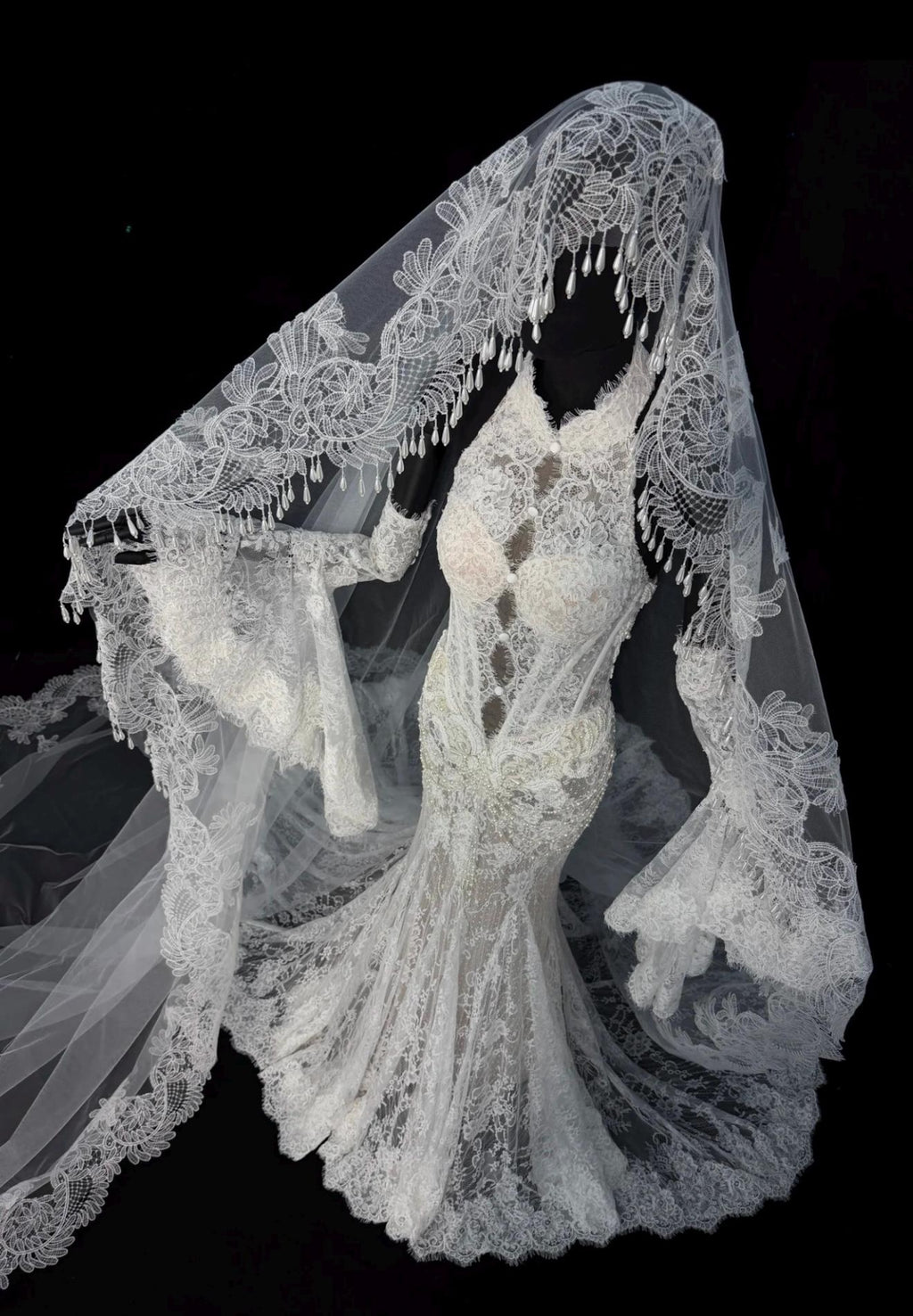 Baroque Lace Mantilla Veil, Cathedral Length Bridal Veil With Tassel Fringe Edge, Vintage Lace Cover Face Wedding Veil