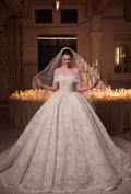 Detachable Off Shoulder Beaded Lace Wedding Dress Ball Gown Strapless Sweetheart Bridal Gown