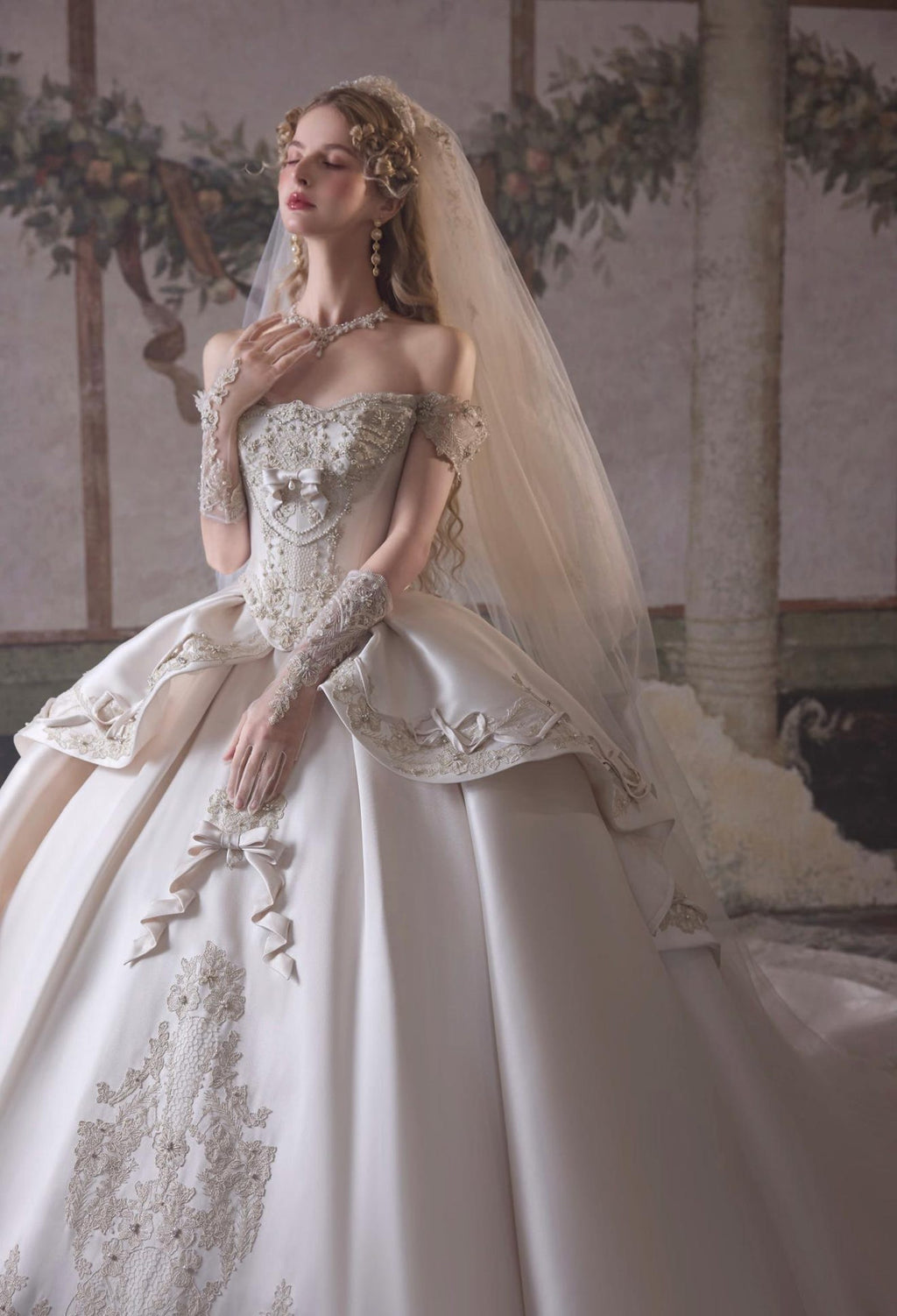Vintage Royal Ballgown Wedding Dress, Off‑Shoulder Renaissance Bridal Gown, Lace Bow Custom Wedding Dress