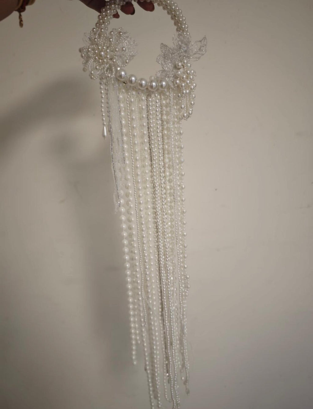 Pearl Cascade Handheld Bridal Bouquet, Long Tassel Pearl Ring Bouquet, Handmade Wedding Photo Prop for Bride