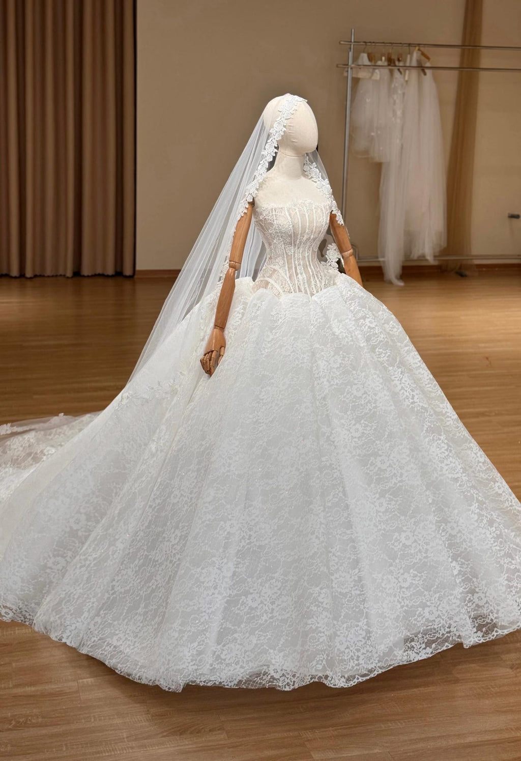 Strapless Corset Lace Wedding Dress, Sheer Illusion Bodice Ball Gown with Train, Floral Lace Bridal Gown with Rose Veil