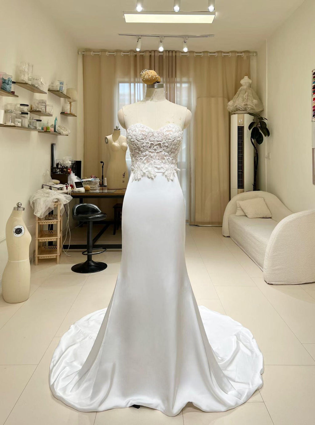 Strapless Floral Lace Mermaid Wedding Gown, Appliqué Bridal Dress With Long Train