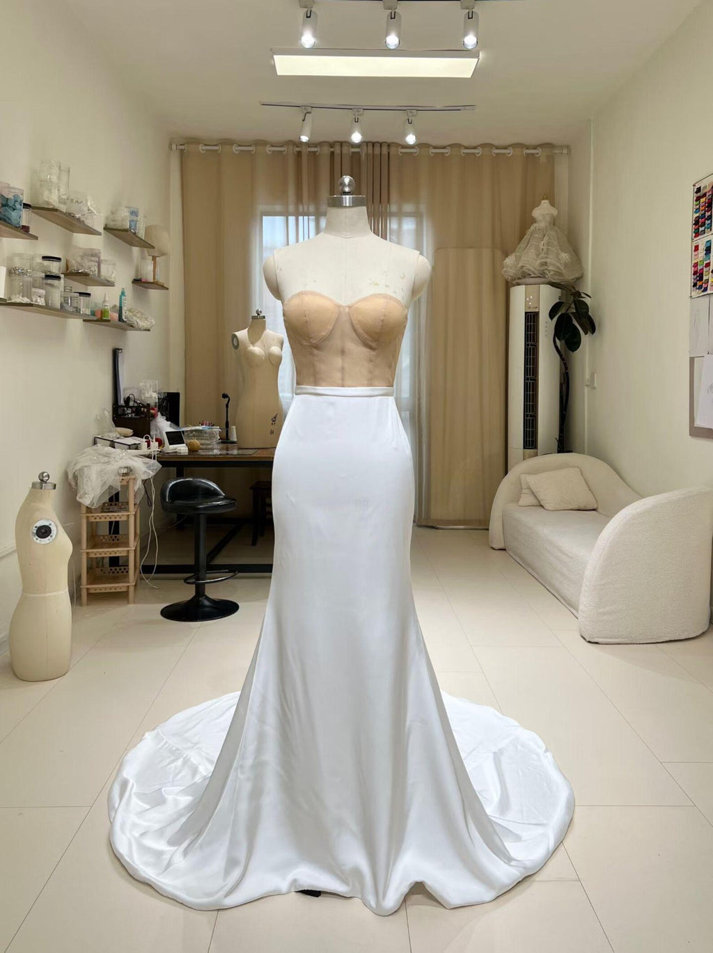 Strapless Floral Lace Mermaid Wedding Gown, Appliqué Bridal Dress With Long Train