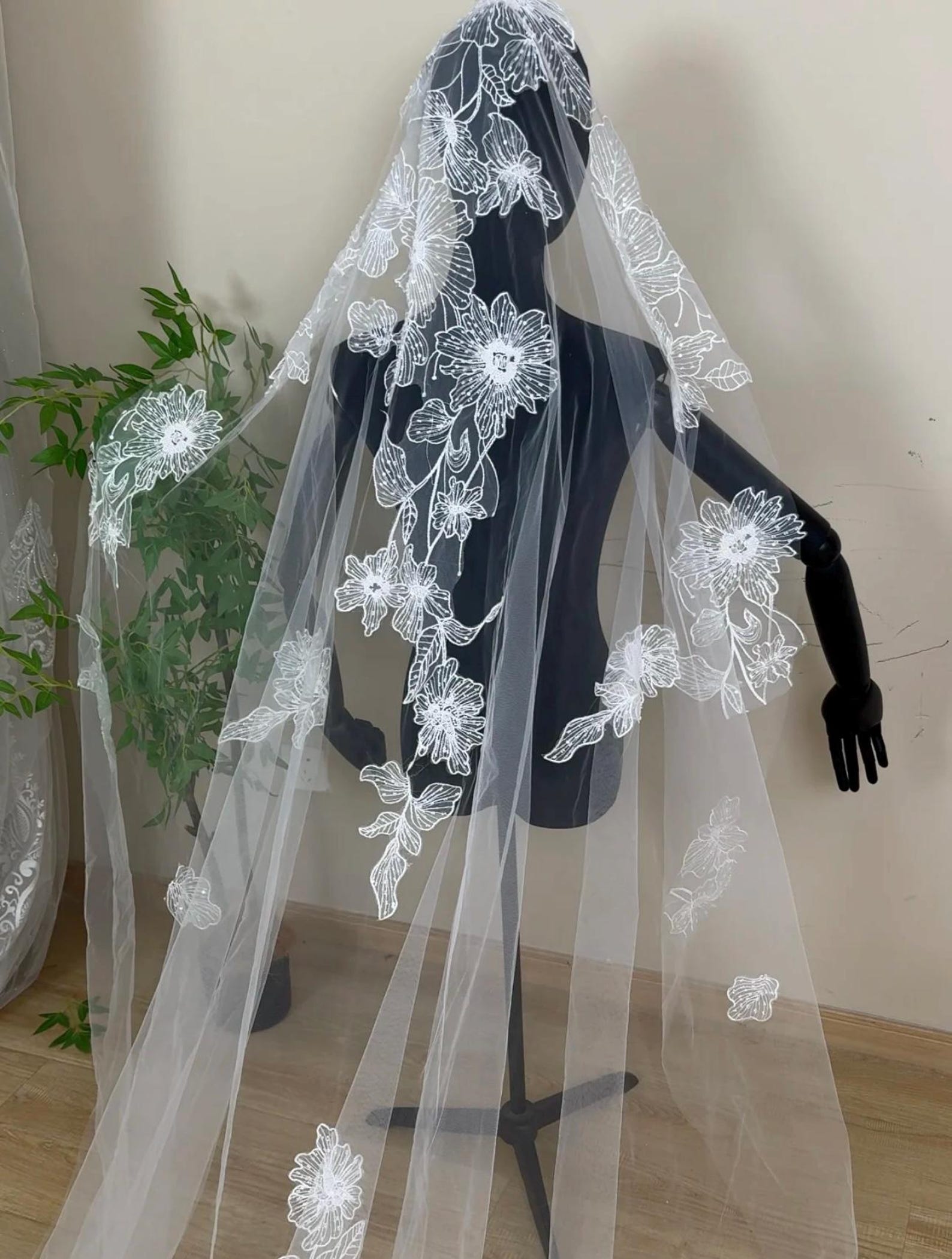 Floral Lace Cathedral Wedding Veil, 3D Flower Appliqué Long Bridal Veil