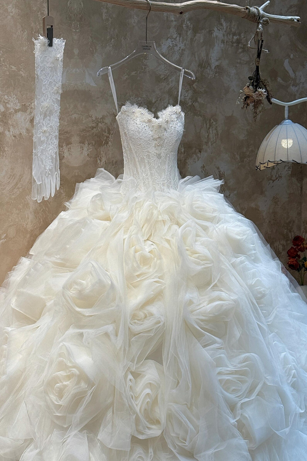 Fairytale Strapless Wedding Dress, Champagne Tulle Ballgown With Hand‑Made 3D Roses, Lace Bodice Bridal Gown for Garden Wedding