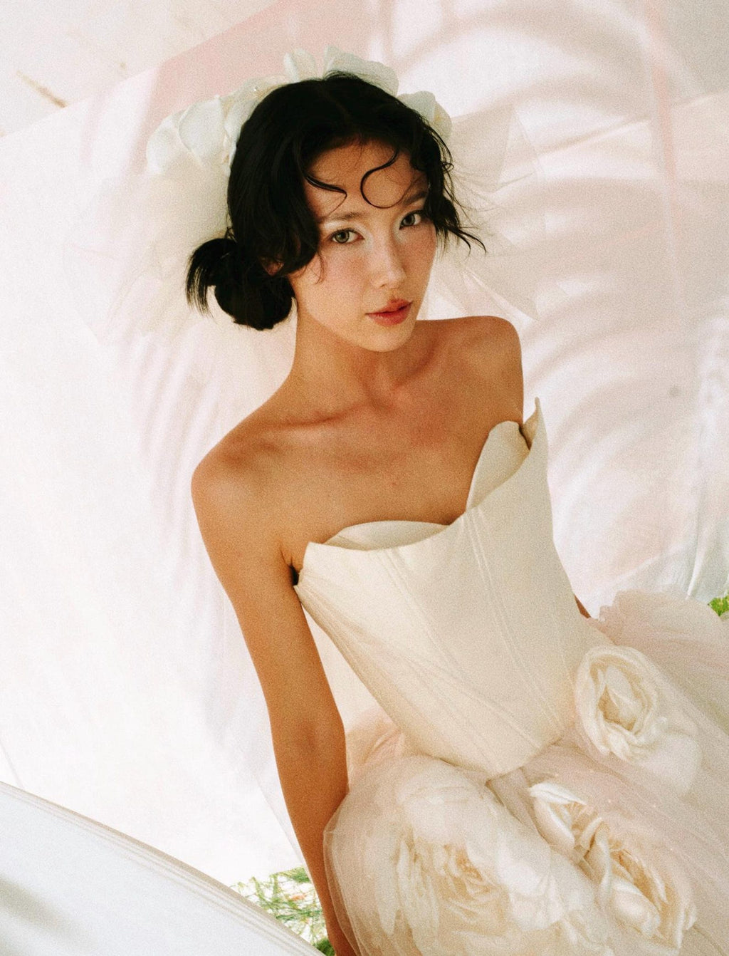 Modern Strapless Bridal Gown,3D Large Flower Tulle Wedding Dress,Satin Corset Wedding Gown,Edgy Bride Reception Dress