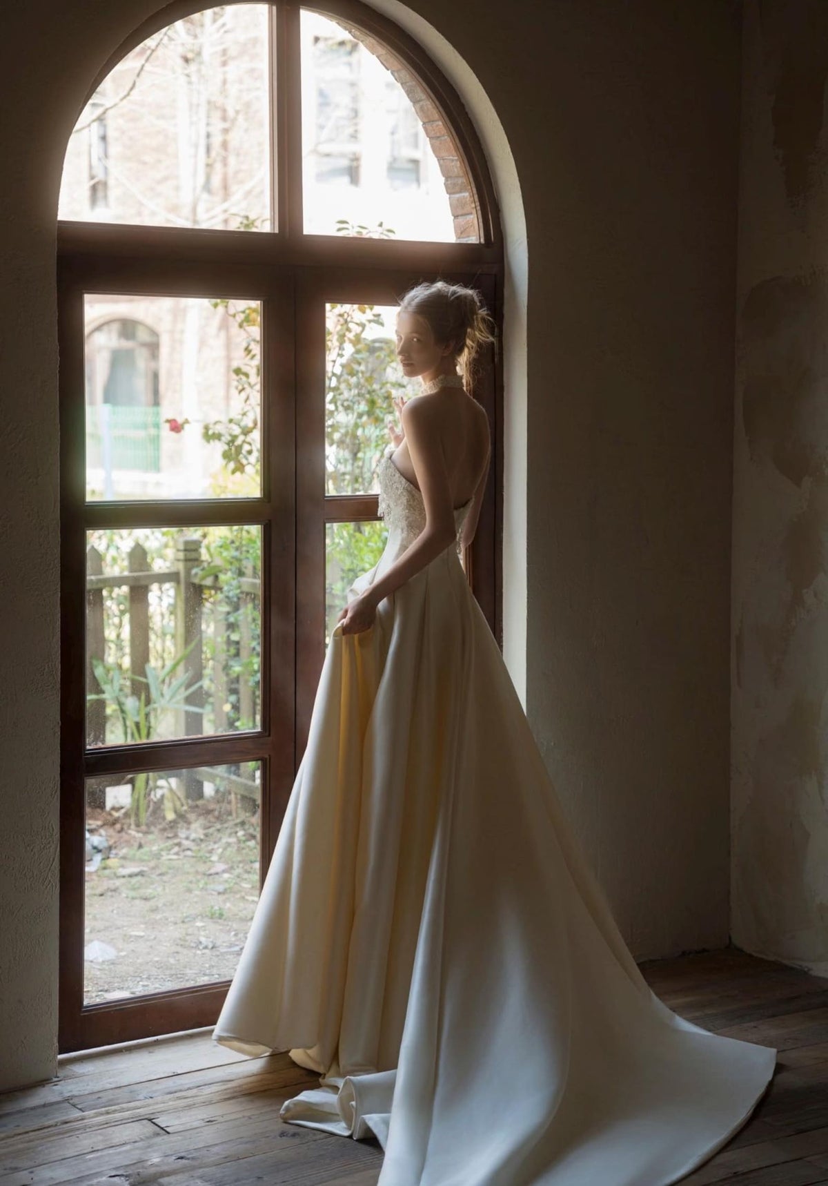 Strapless Lace‑Trim Satin Ballgown Wedding Dress, Pockets Voluminous Bridal Gown With Train