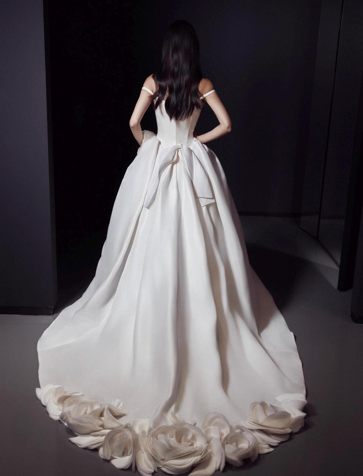 Off‑the‑Shoulder Satin Ballgown Bridal Gown, Large Handmade 3D Floral Wedding Dress, Luxury Voluminous Wedding Gown