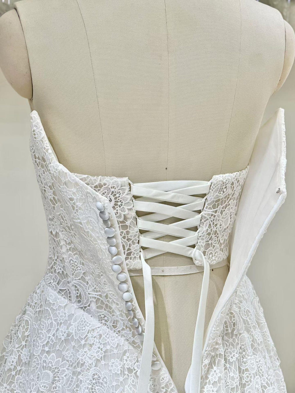 Sweetheart Strapless All Lace A-Line Wedding Dress, Full Lace Bridal Gown With Chapel Train