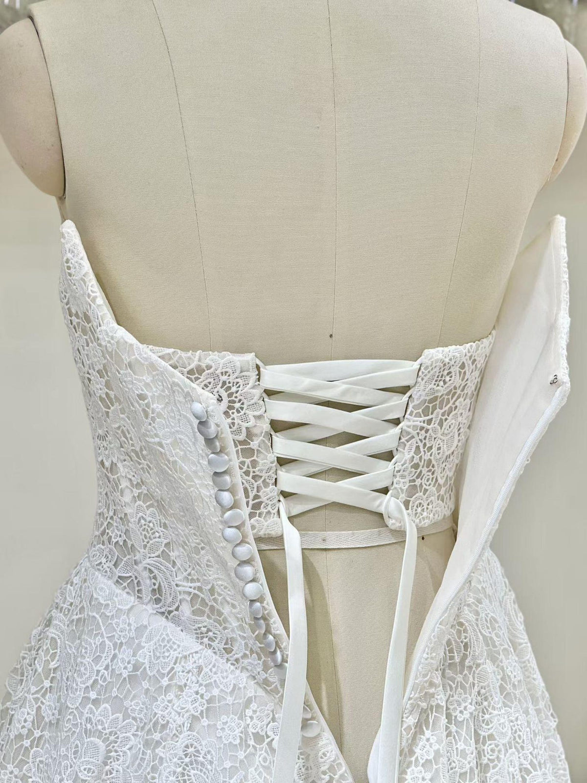 Sweetheart Strapless All Lace A-Line Wedding Dress, Full Lace Bridal Gown With Chapel Train
