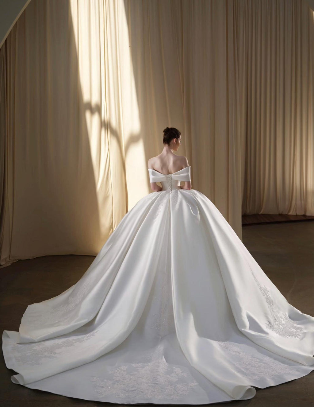 Off‑the‑Shoulder Satin Wedding Dress,Folded Neckline Lace Appliqué Ballgown,Cathedral Train Bridal Gown