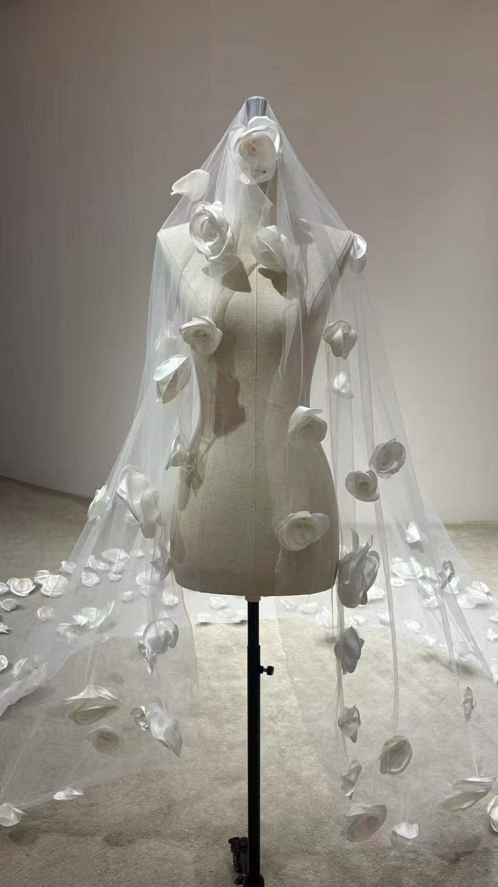 White 3D Rose Wedding Veil, Cathedral Length Sheer Tulle Bridal Veil With Handmade Fabric Roses