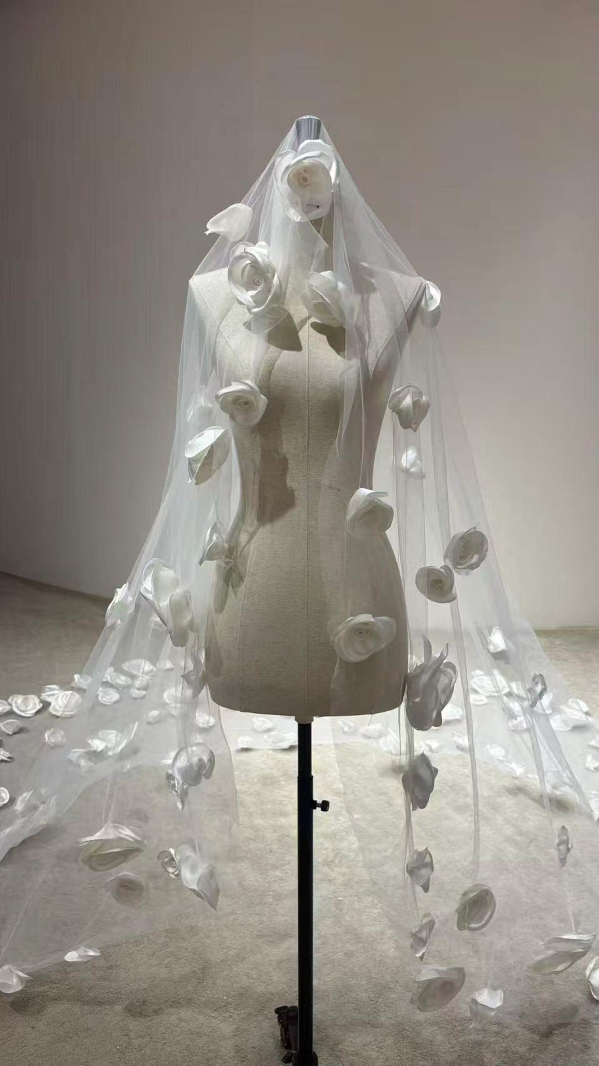White 3D Rose Wedding Veil, Cathedral Length Sheer Tulle Bridal Veil With Handmade Fabric Roses