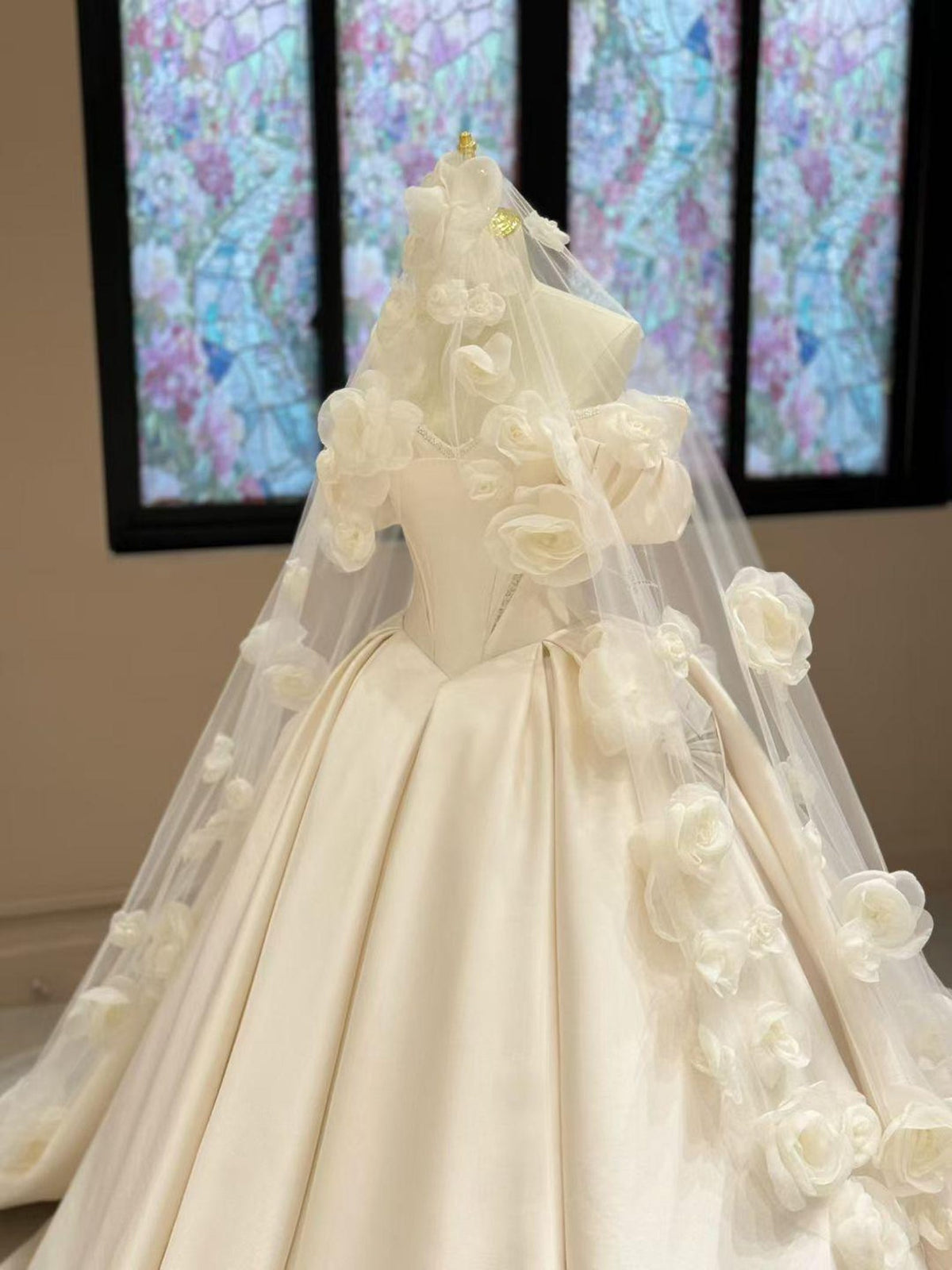 White 3D Rose Wedding Veil, Cathedral Length Sheer Tulle Bridal Veil With Handmade Fabric Roses