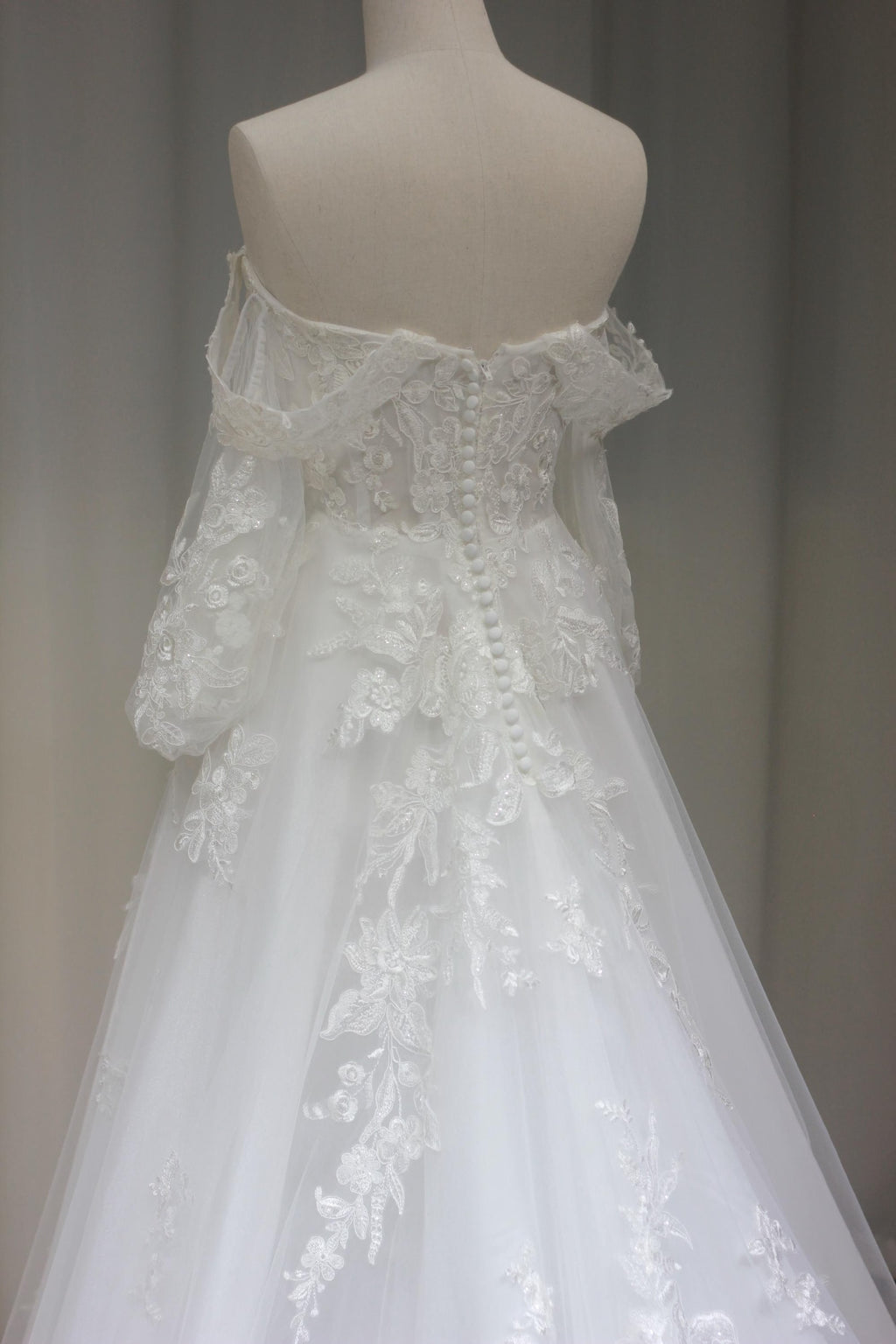 Off Shoulder Long Sleeve A Line Wedding Dress, Floral Lace Tulle Bridal Gown with Train