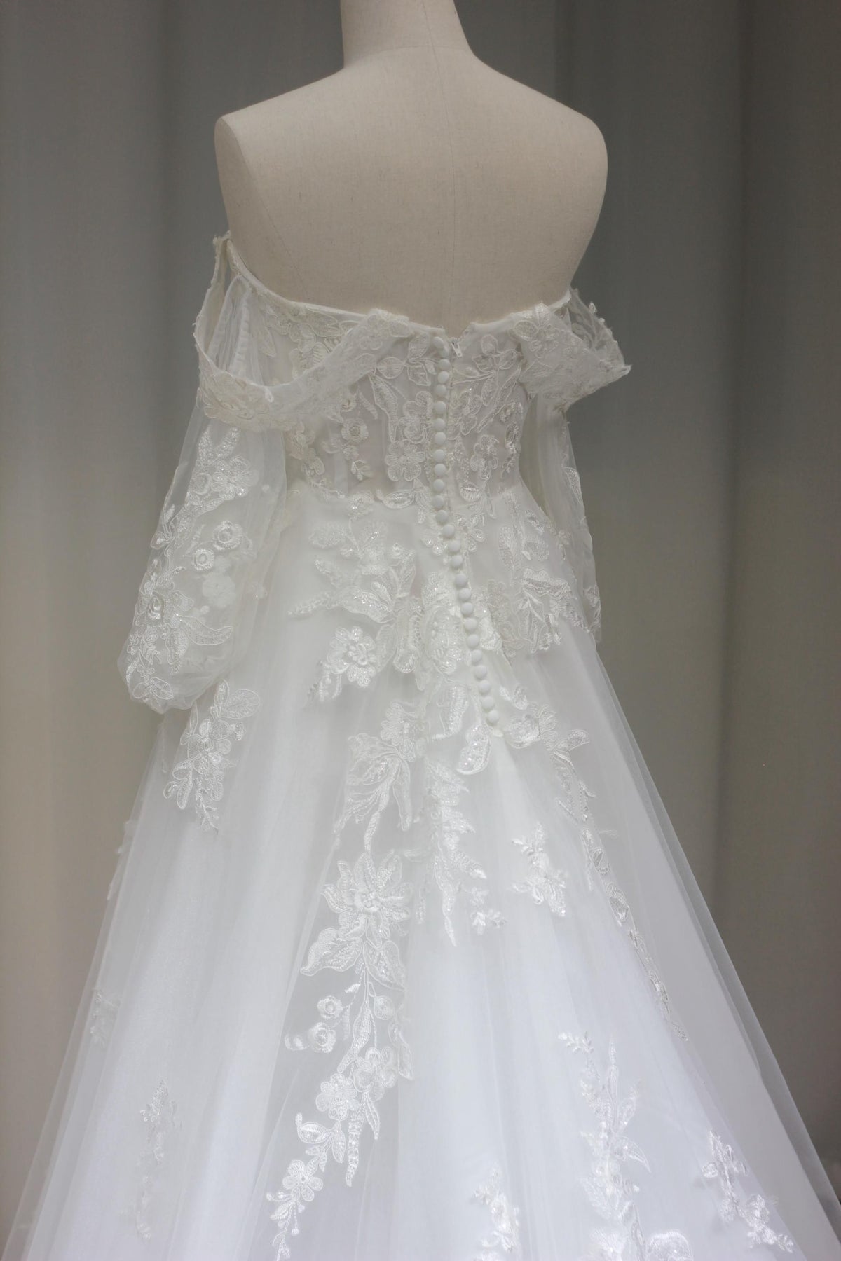 Off Shoulder Long Sleeve A Line Wedding Dress, Floral Lace Tulle Bridal Gown with Train