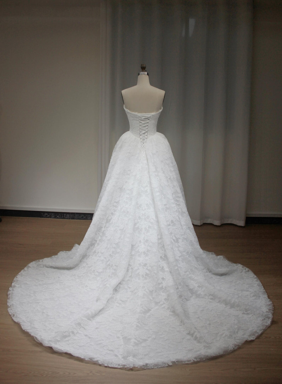 Strapless Sweetheart Lace Ballgown Wedding Dress, Full Lace Bridal Gown with Chapel Train