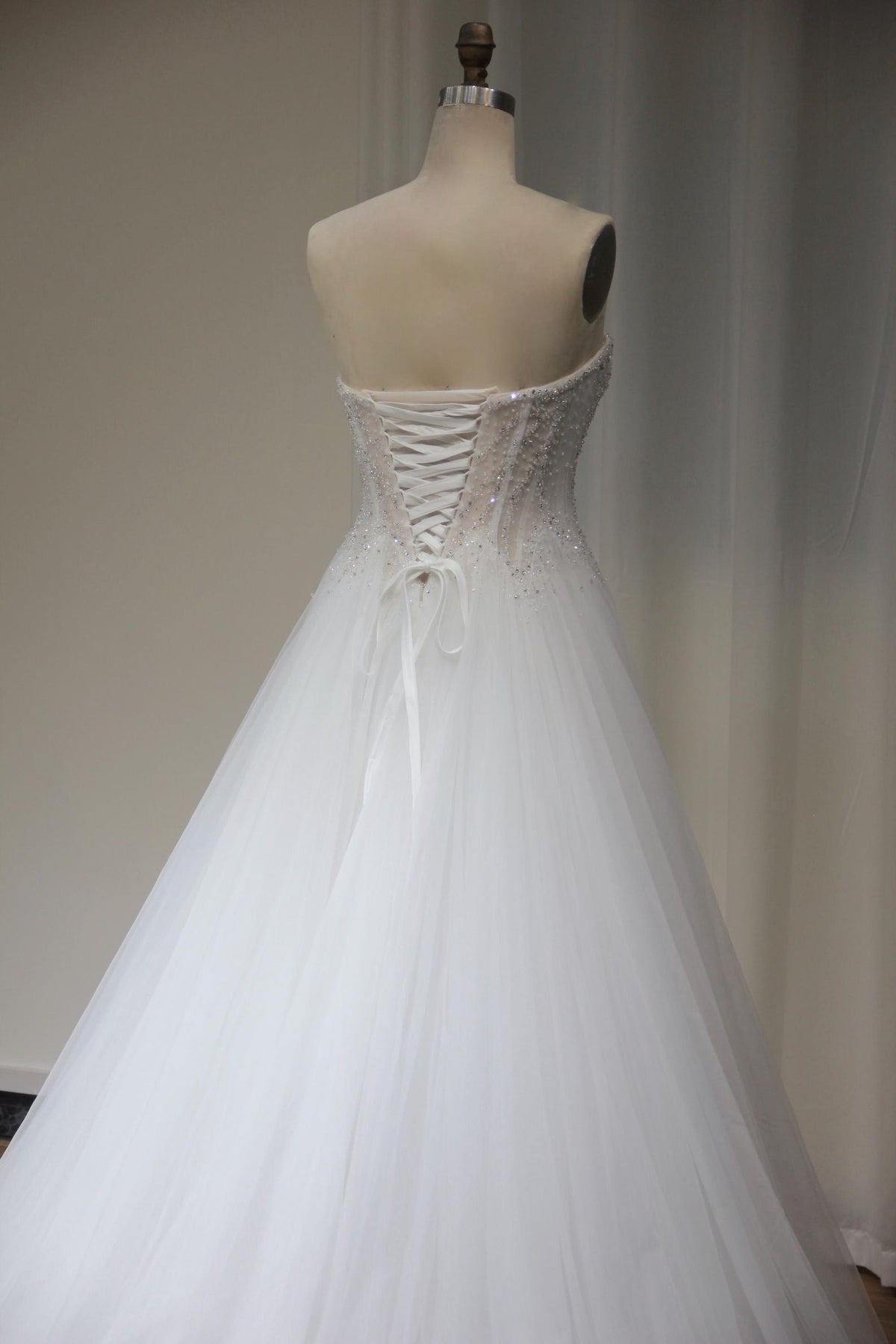 Strapless Sweetheart Beaded Tulle Ballgown Wedding Dress, Sparkly Corset Bridal Gown with Train