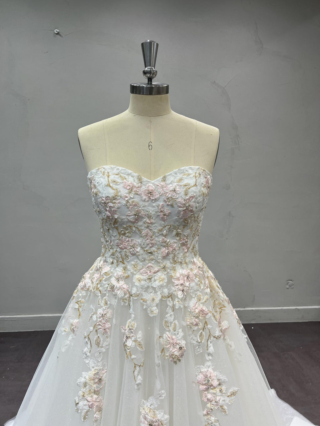 Romantic Sweetheart Neck Wedding Gown, 3D Pink Flower Appliqué A-line Dress, Sparkly Tulle Custom Bridal Gown