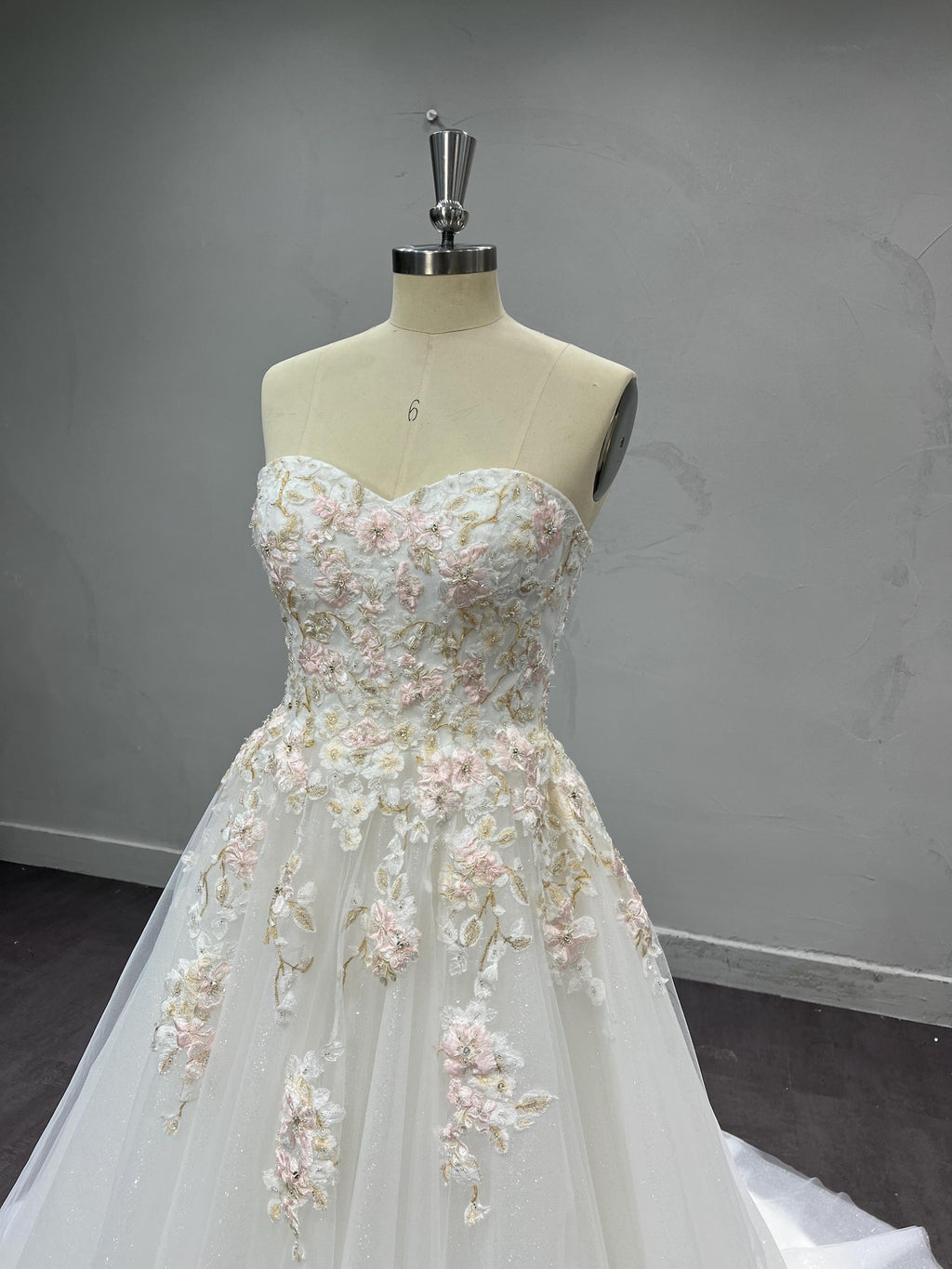Romantic Sweetheart Neck Wedding Gown, 3D Pink Flower Appliqué A-line Dress, Sparkly Tulle Custom Bridal Gown