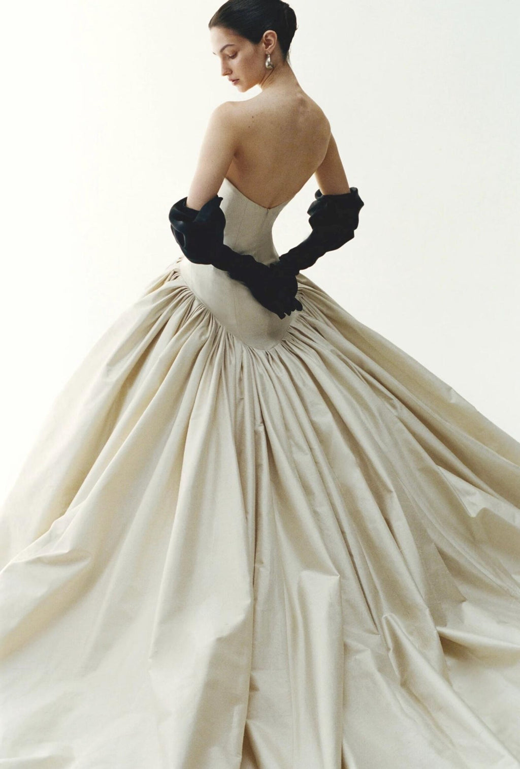 Sweetheart Taffeta Ballgown Wedding Dress, Structured Corset Vintage Bridal Gown