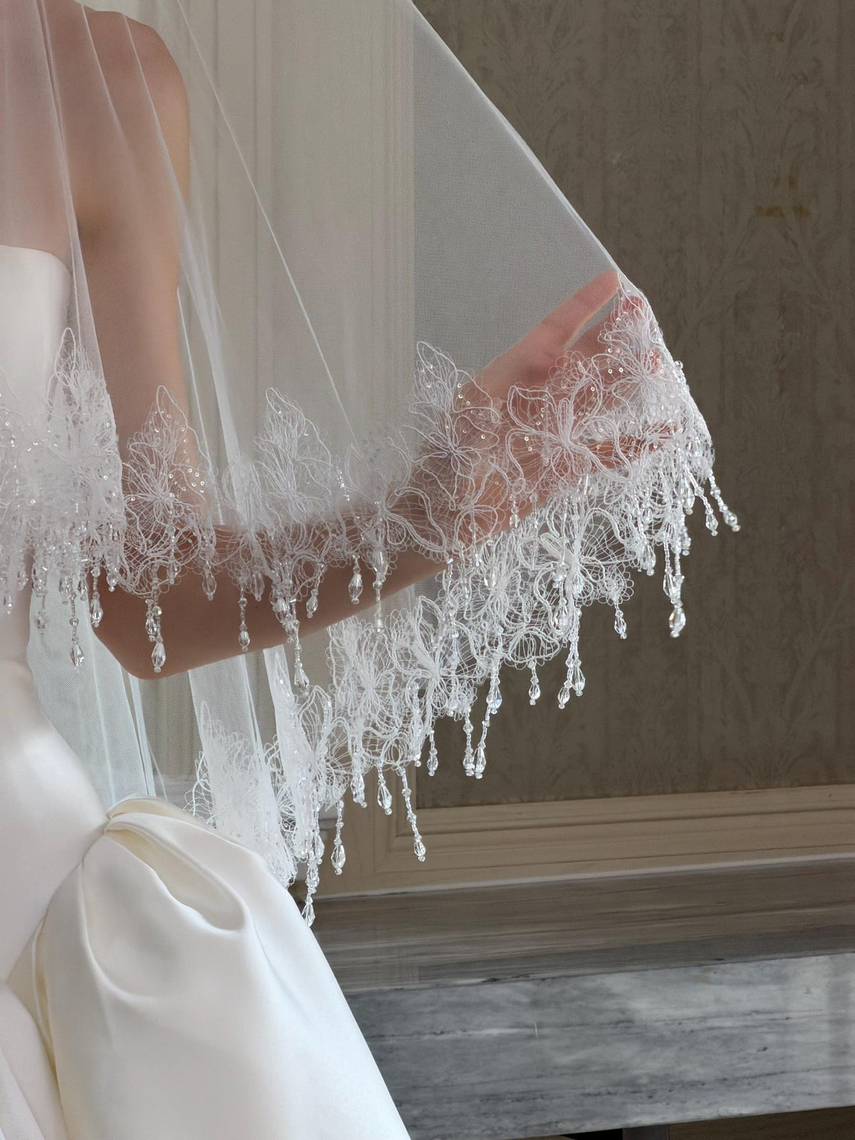 Butterfly Lace Bridal Veil with Hanging Crystal Beads, Handmade Tulle Wedding Veil, Sparkling Crystal Fringe Edge Veil for Bride