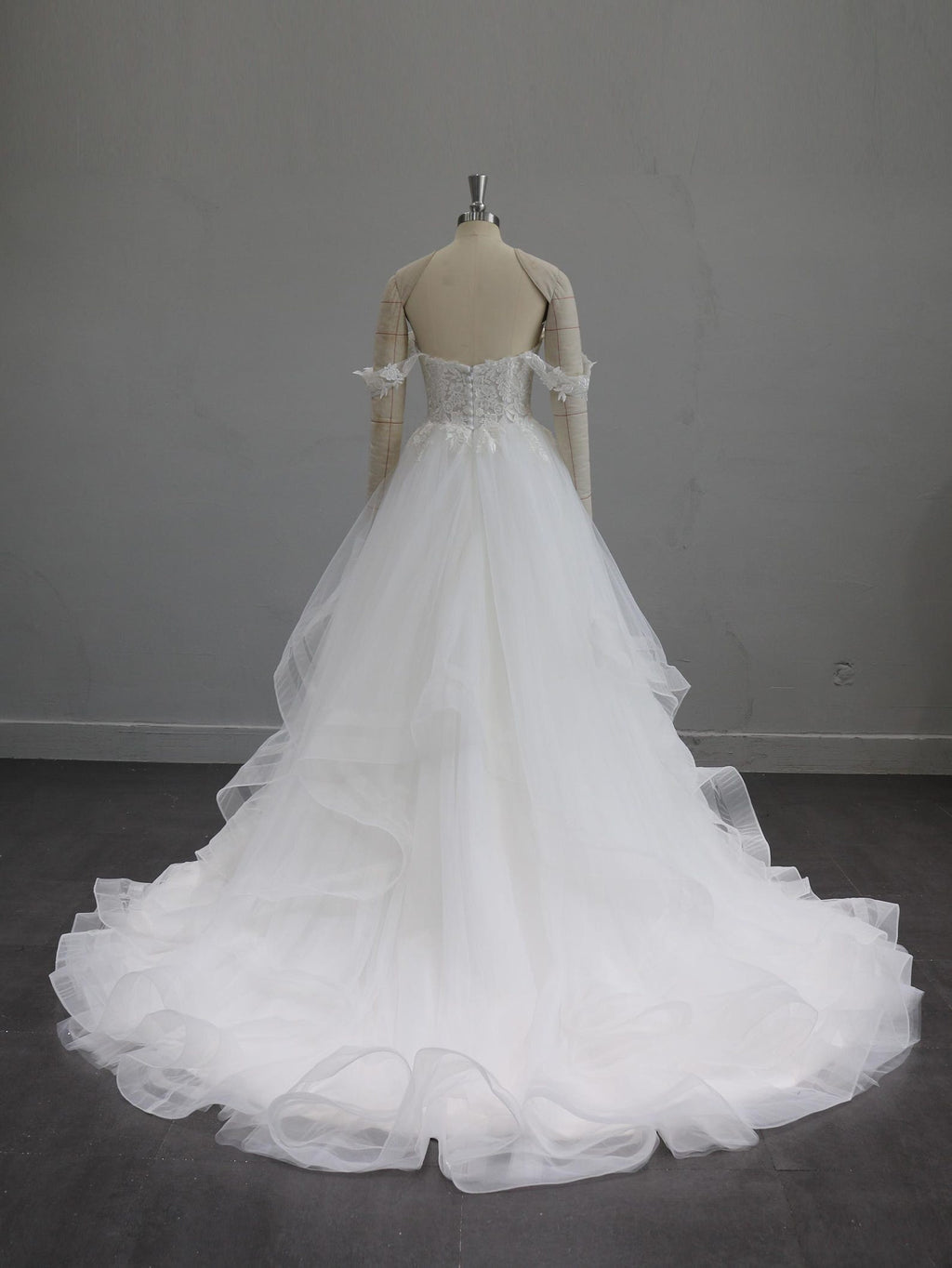 Off the Shoulder Lace Ball Gown Wedding Dress, Ruffled Tulle Bridal Gown, Deep V Neck A-line Wedding Dress with Train