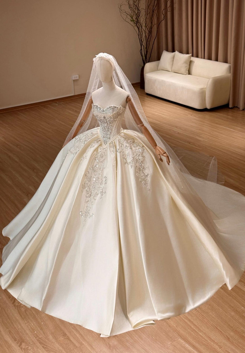 Sweetheart Satin Wedding Gown, Beaded Lace Bridal Dress, Heavy Embellished Ballgown Wedding Dress, Custom Luxury Wedding Gown