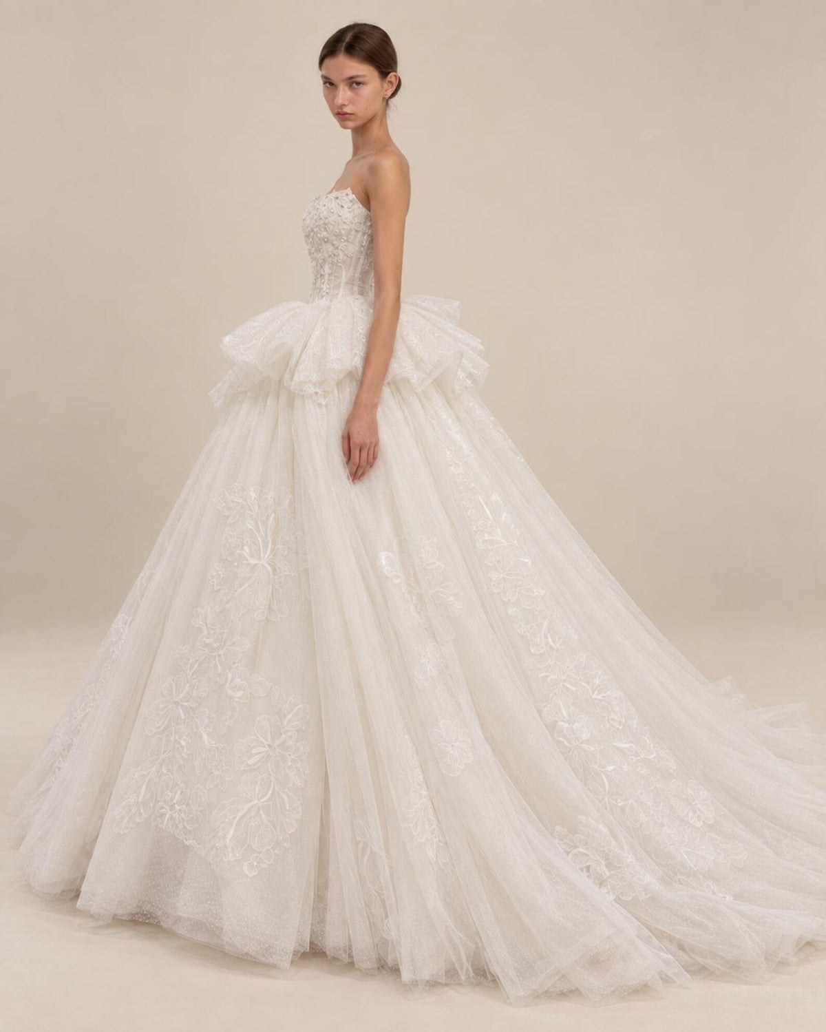Strapless Lace Tulle Ballgown Wedding Dress, 3D Floral Appliqué Bridal Gown, Ruffle Waist Princess Wedding Dress with Train