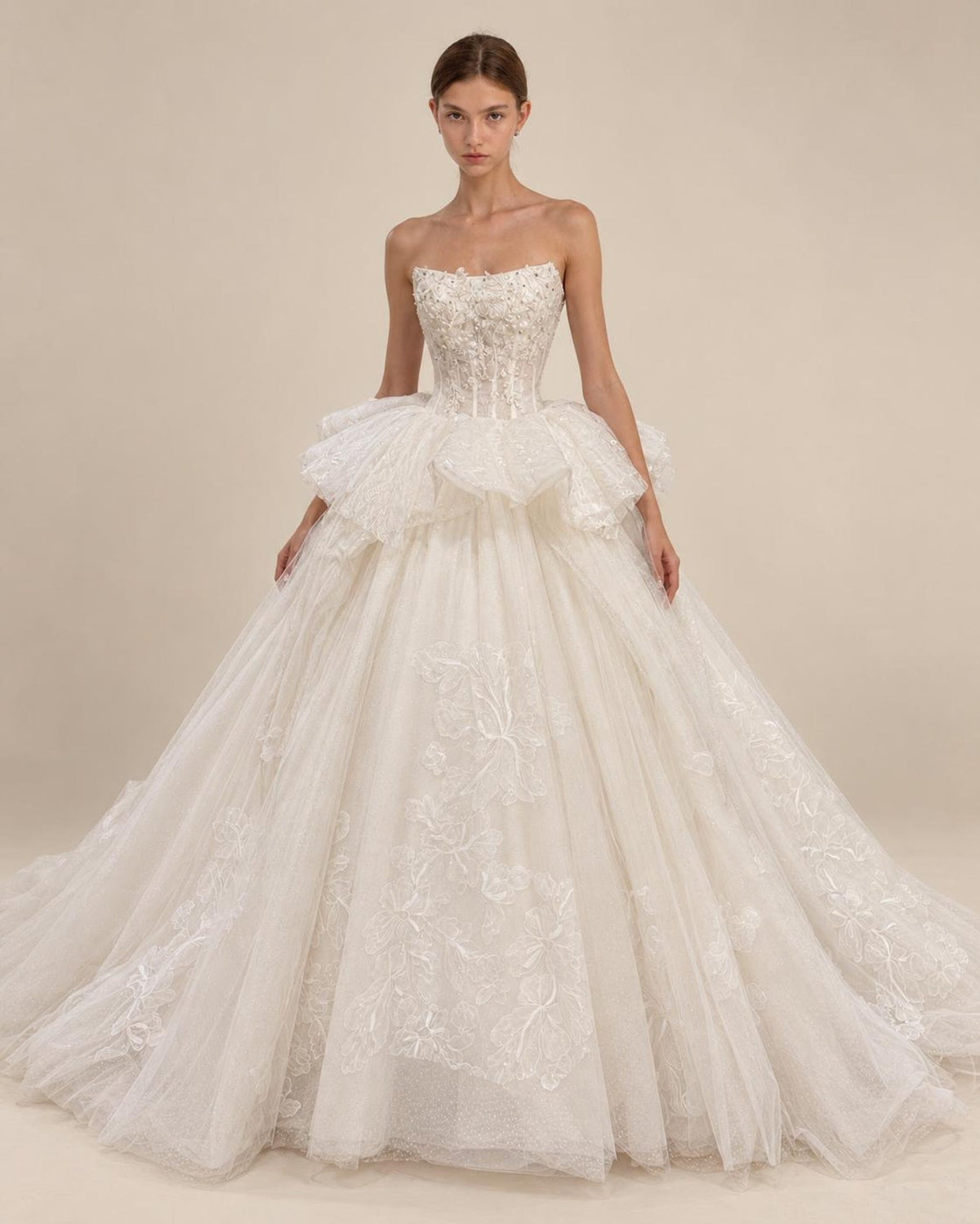 Strapless Lace Tulle Ballgown Wedding Dress, 3D Floral Appliqué Bridal Gown, Ruffle Waist Princess Wedding Dress with Train