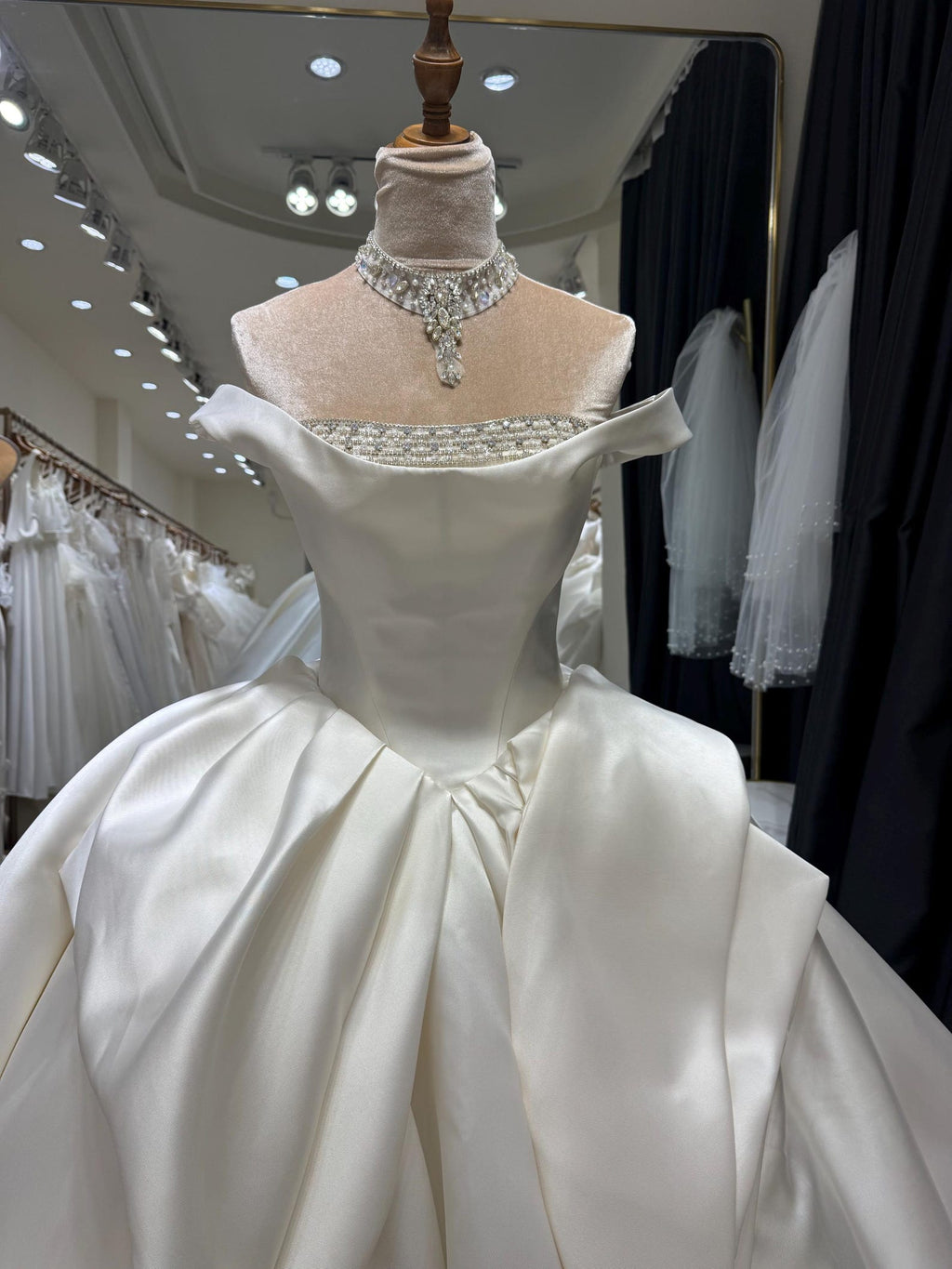 Off Shoulder Satin Wedding Dress, Luxury Ball Gown Bridal Gown, Large 3D Bow Princess Wedding Dress, Beaded Neckline Custom Bridal Dress