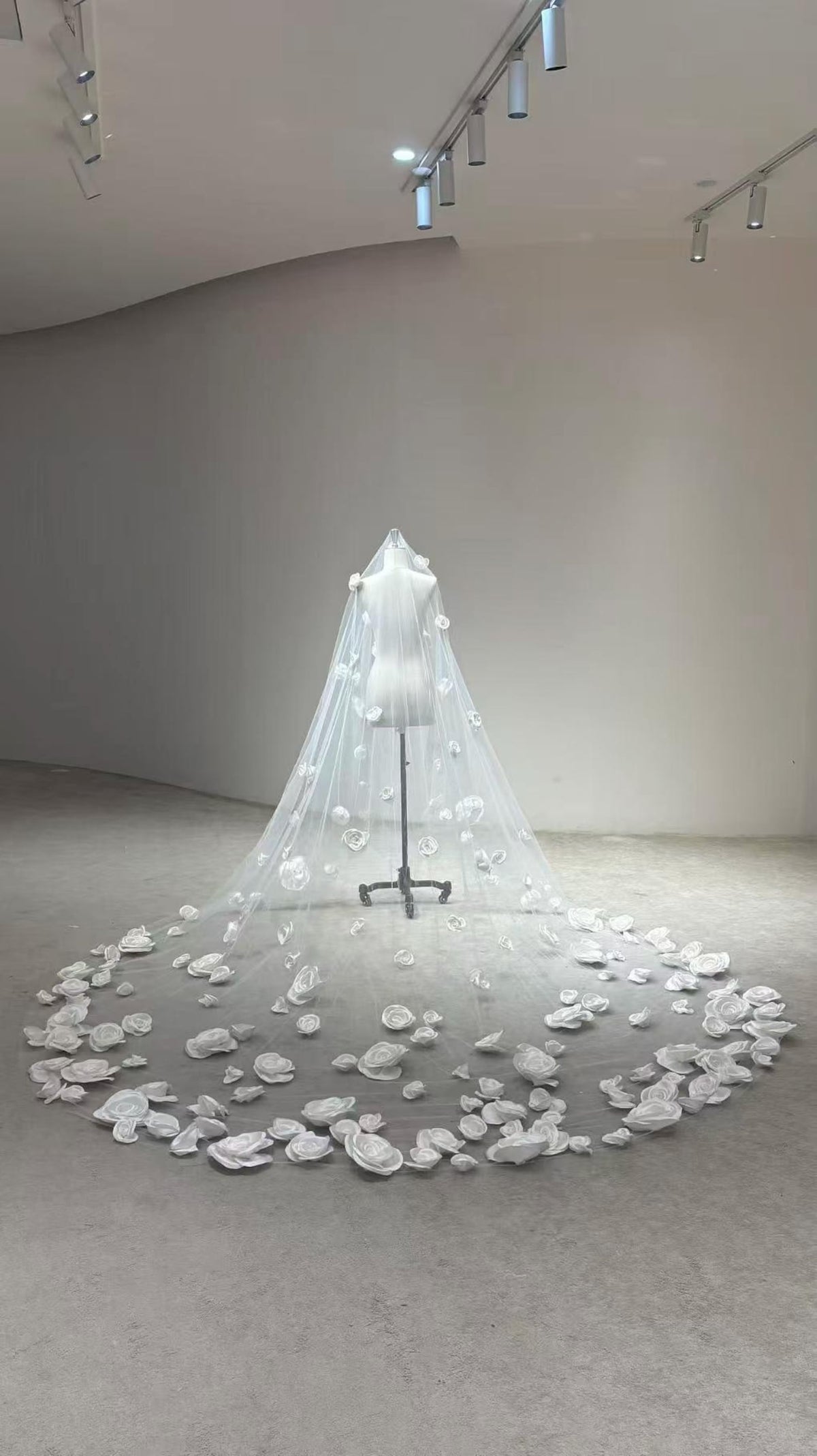 White 3D Rose Wedding Veil, Cathedral Length Sheer Tulle Bridal Veil With Handmade Fabric Roses