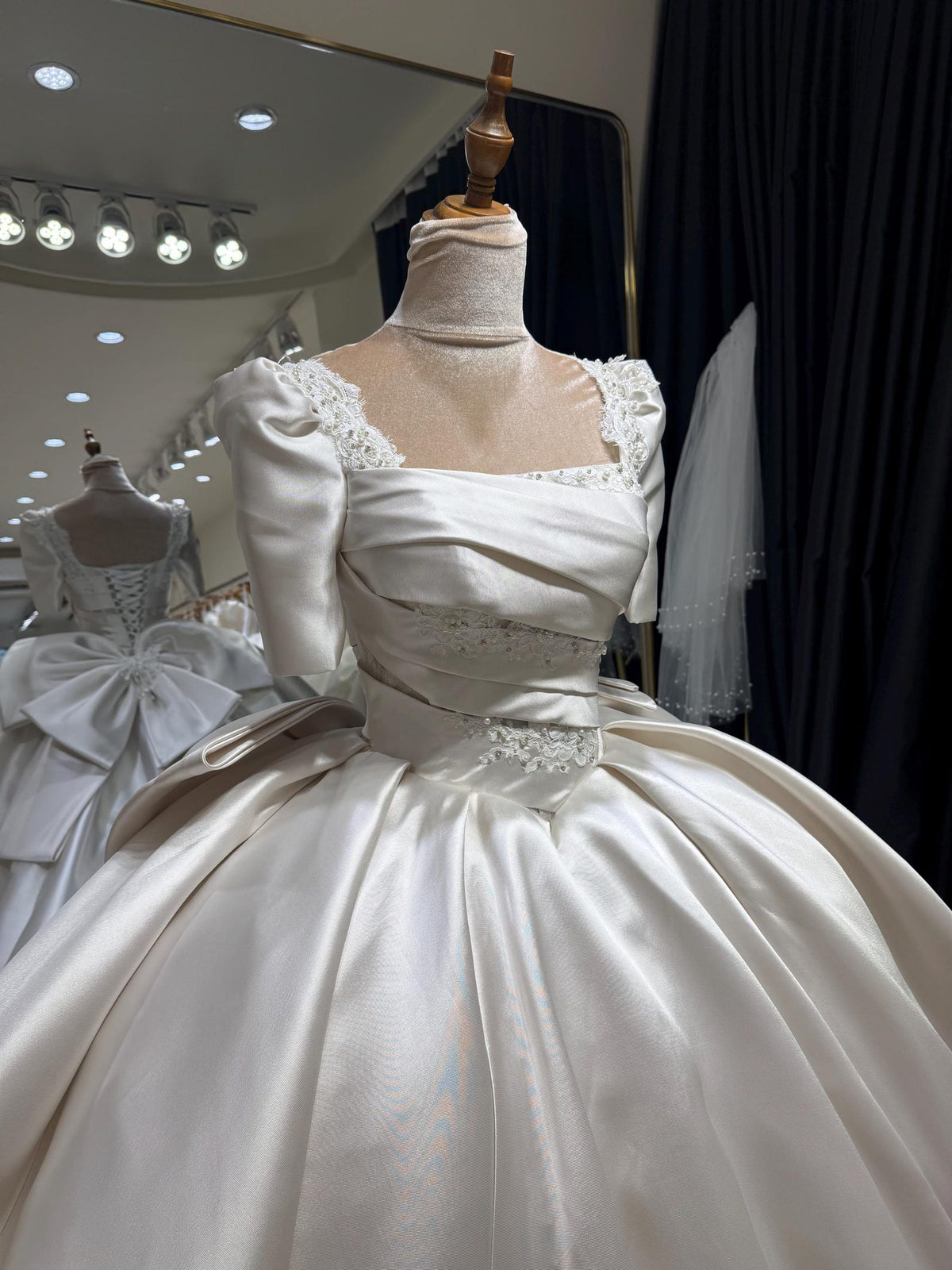 Luxury Satin Ballgown Wedding Dress, Square Neck Puff Sleeve Bridal Gown, Lace Embellished Princess Wedding Dress with Big Bow