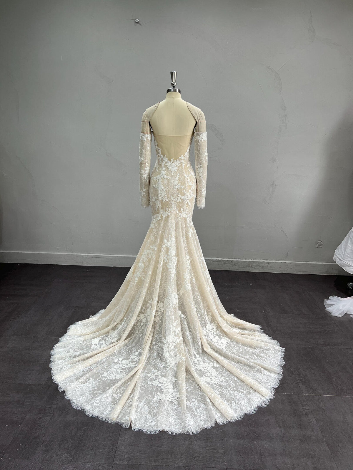 Mermaid Wedding Dress, Detachable Long Lace Sleeves, 3D Floral Lace Corset Bridal Gown