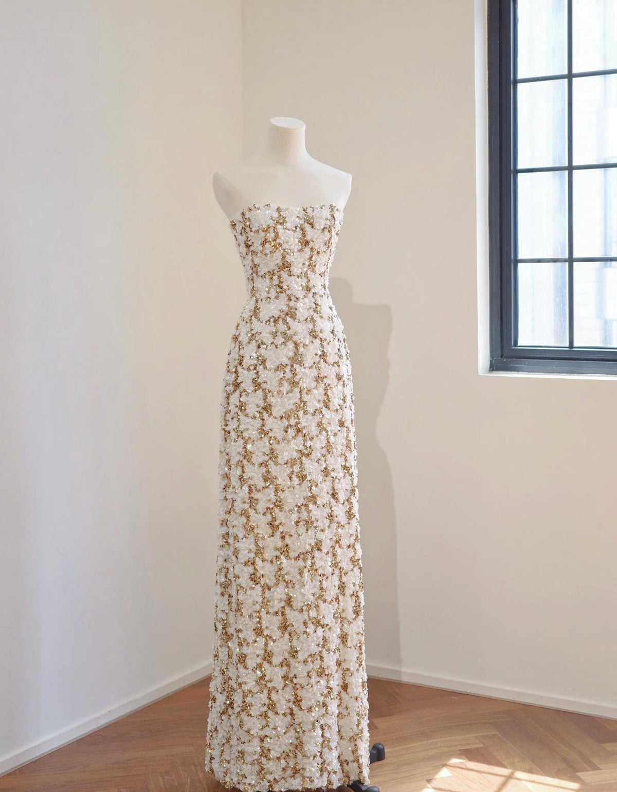 Luxury Strapless Gold Beaded Wedding Gown, 3D White Floral Sequin Sheath Dress, Sparkly Hand Embellished Custom Bridal Gown