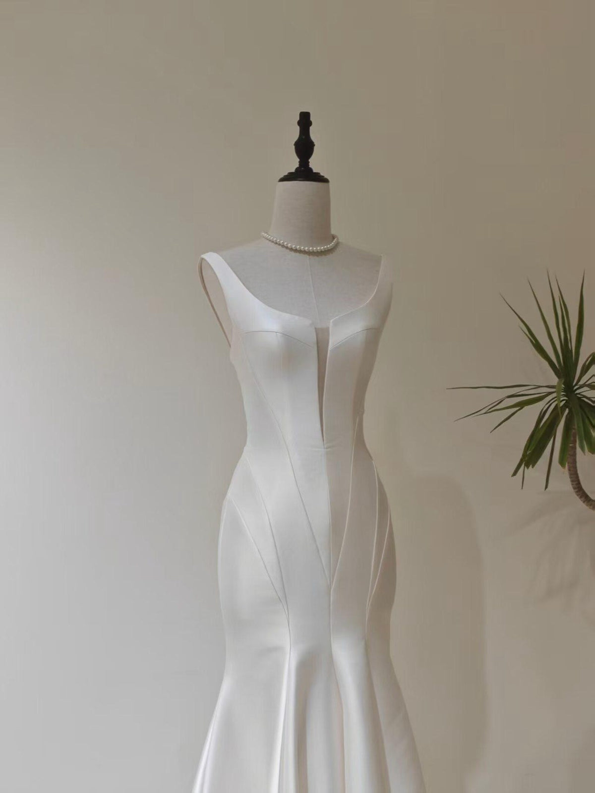 Modern Sleeveless Satin Mermaid Wedding Gown, Sculpted Seamed Deep V Bridal Dress, Fit & Flare Custom Wedding Gown