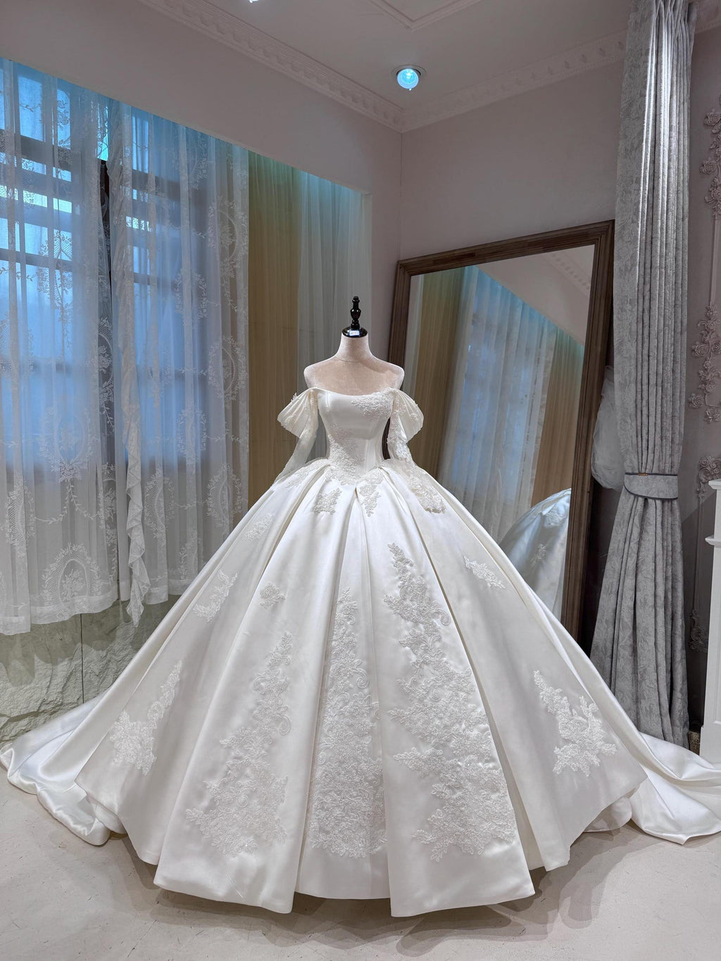 Satin Wedding Dress, Off the Shoulder Bridal Gown, Lace Applique Ball Gown, Sweetheart Neckline, Classic Elegant Bridal Dress, Custom Made