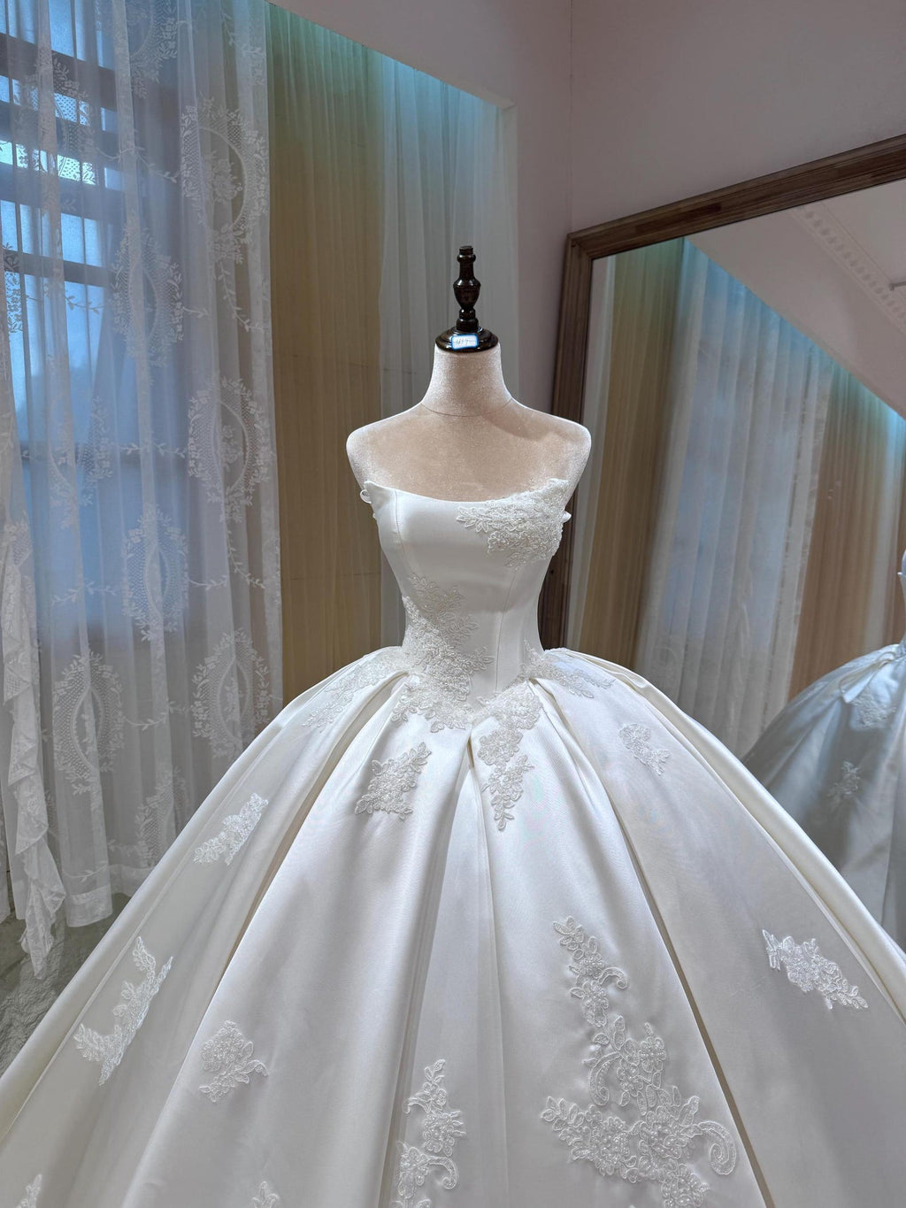 Satin Wedding Dress, Off the Shoulder Bridal Gown, Lace Applique Ball Gown, Sweetheart Neckline, Classic Elegant Bridal Dress, Custom Made