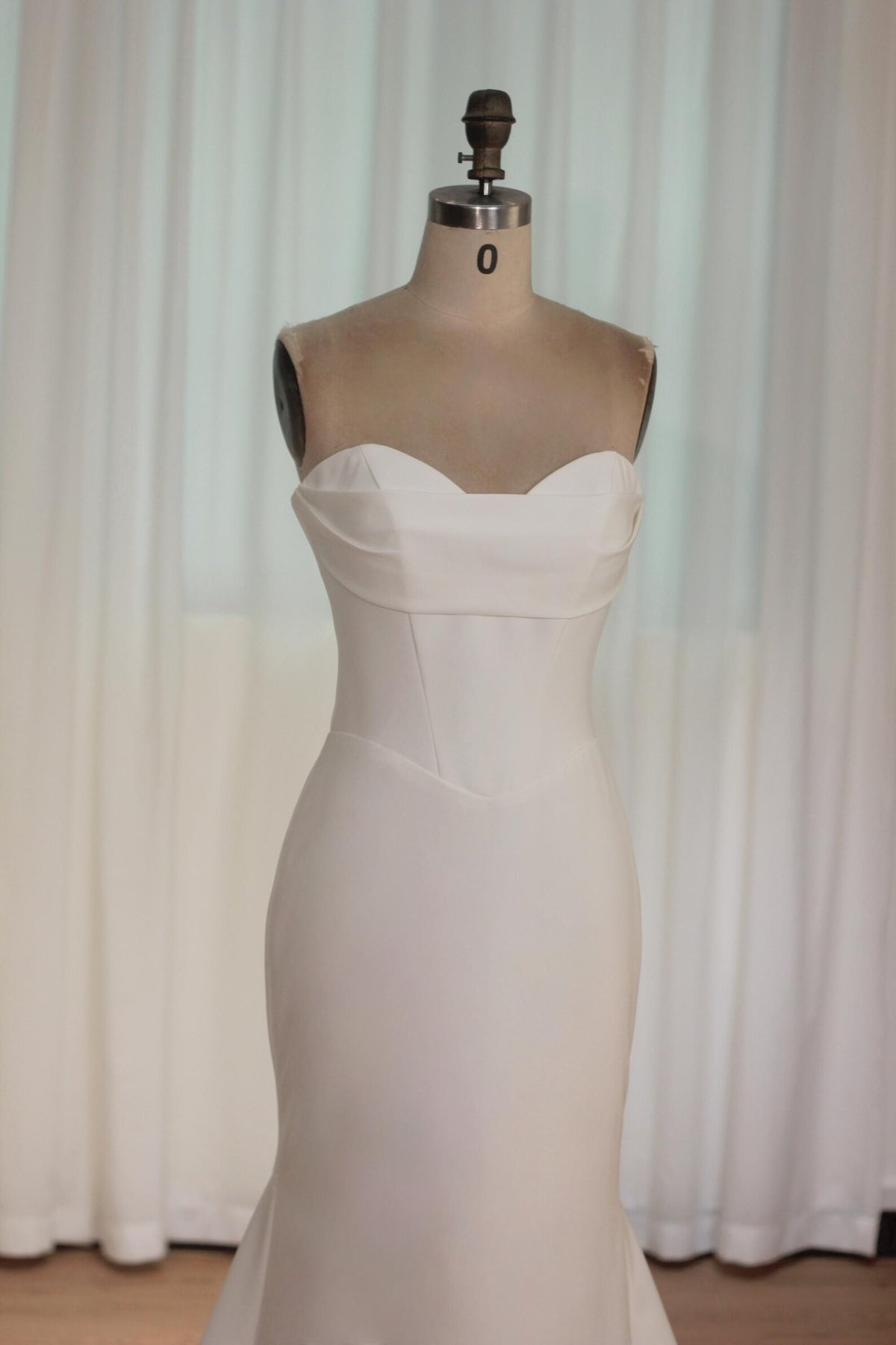 Strapless Draped Sweetheart Mermaid Wedding Dress, Structured Corset Satin Bridal Gown, Minimalist Wedding Dress with Train