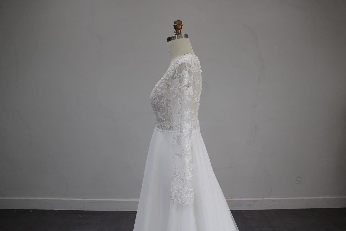 Long Sleeve Lace A-Line Wedding Dress, V Neck Tulle Bridal Gown