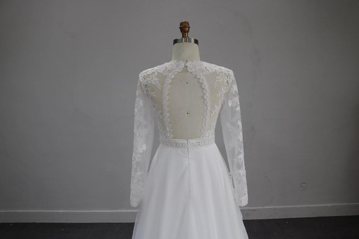 Long Sleeve Lace A-Line Wedding Dress, V Neck Tulle Bridal Gown