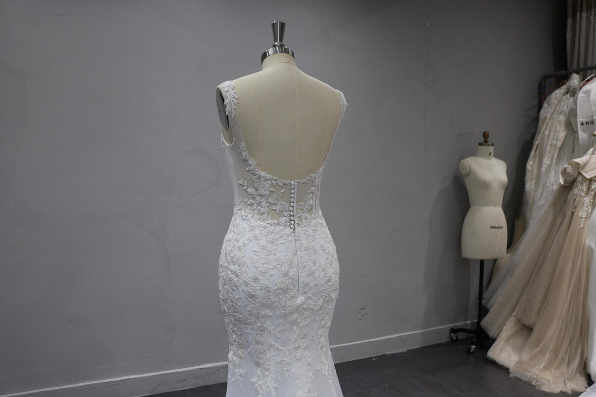 Sweetheart Mermaid Wedding Dress, Lace Applique Bridal Gown, Sleeveless Sheer Bodice Tulle Gown with Train