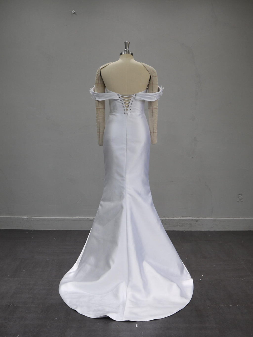 Off Shoulder Satin Wedding Dress, Detachable Floral Sleeves Bridal Gown, Pleated Bodice Ballgown with Train, Custom Made Wedding Gown