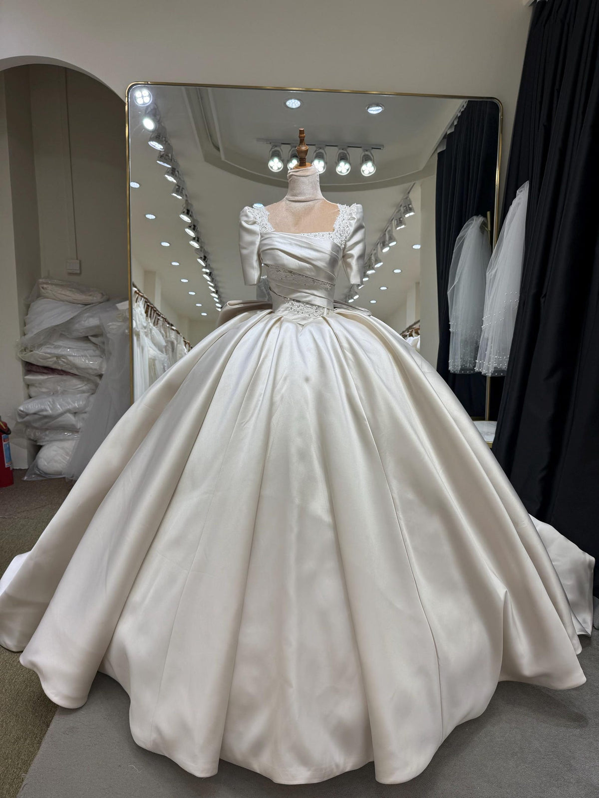 Luxury Satin Ballgown Wedding Dress, Square Neck Puff Sleeve Bridal Gown, Lace Embellished Princess Wedding Dress with Big Bow