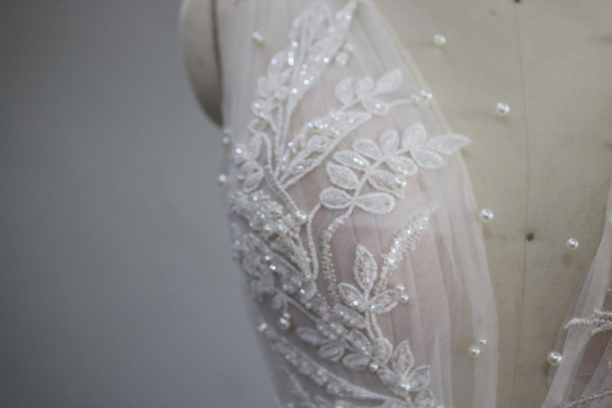 Deep V Lace Tulle Wedding Dress, Sleeveless A-line Bridal Gown with Pearl Beading, Ivory Flowy Wedding Dress with Train